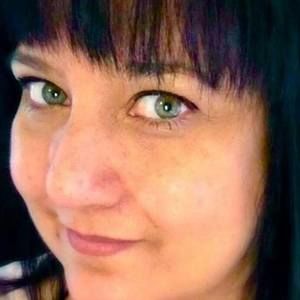 Meet your Posher, Gina